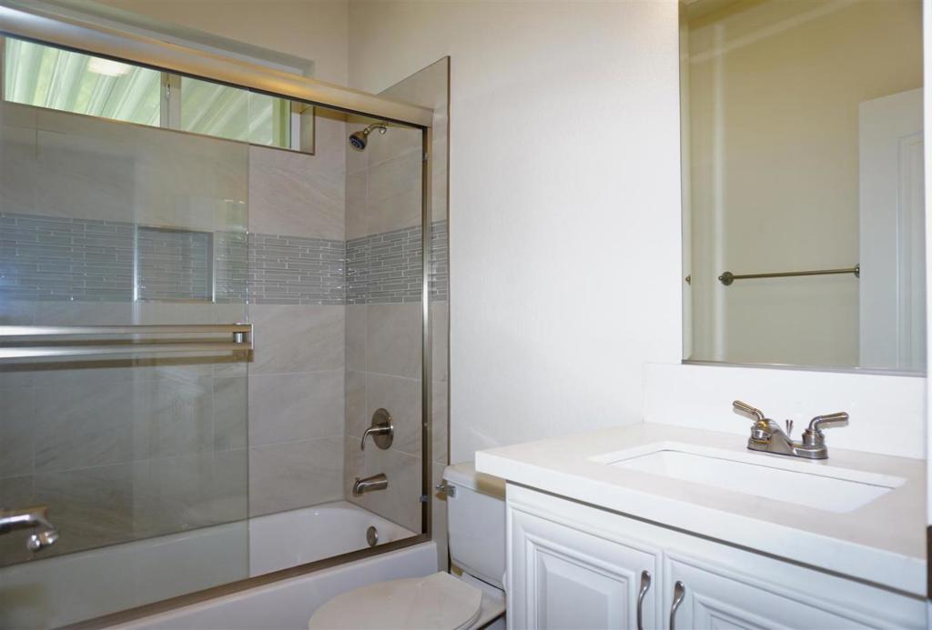 1050 Borregas Avenue 8 Property Photo 23