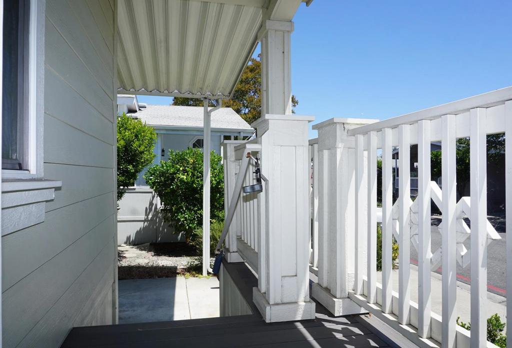 1050 Borregas Avenue 8 Property Photo 28