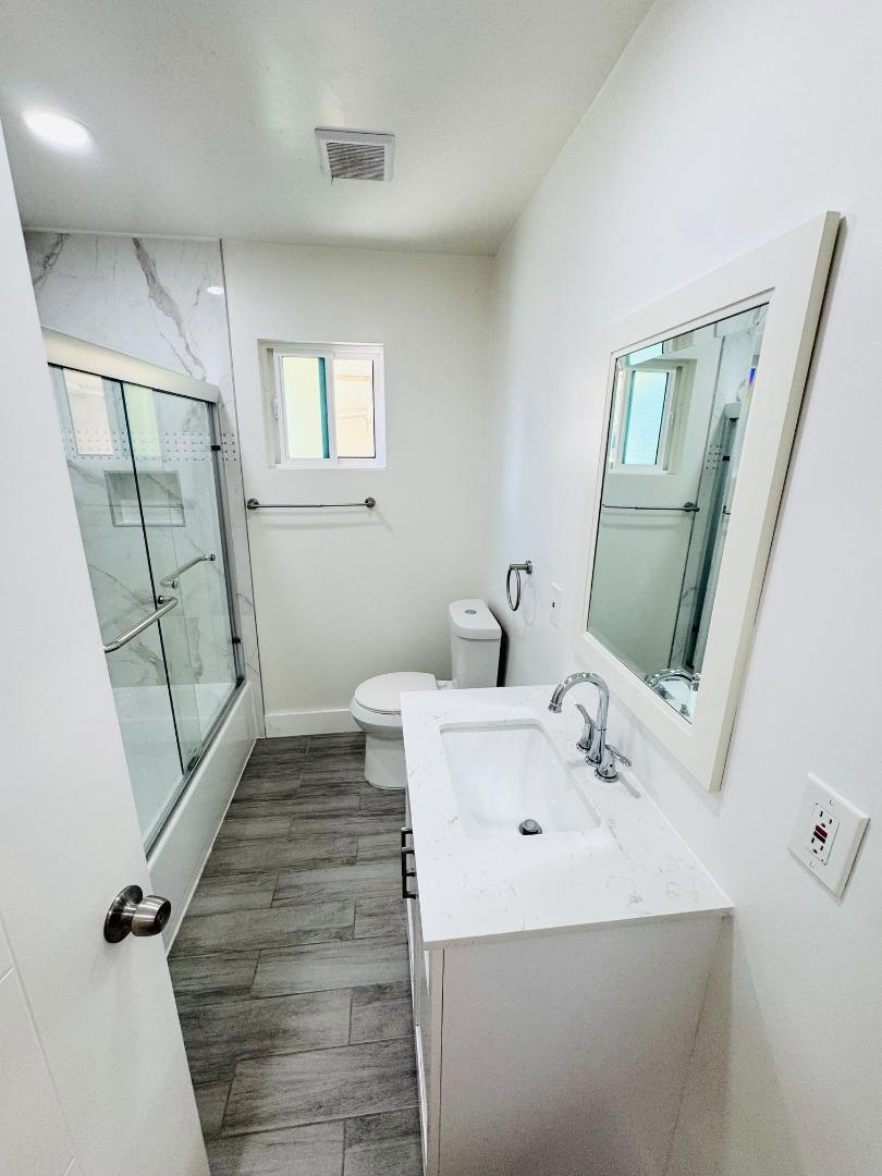 1693 Lincoln Avenue Property Photo 3
