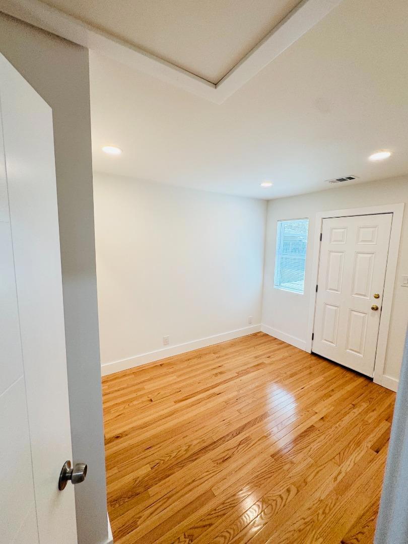 1693 Lincoln Avenue Property Photo 9
