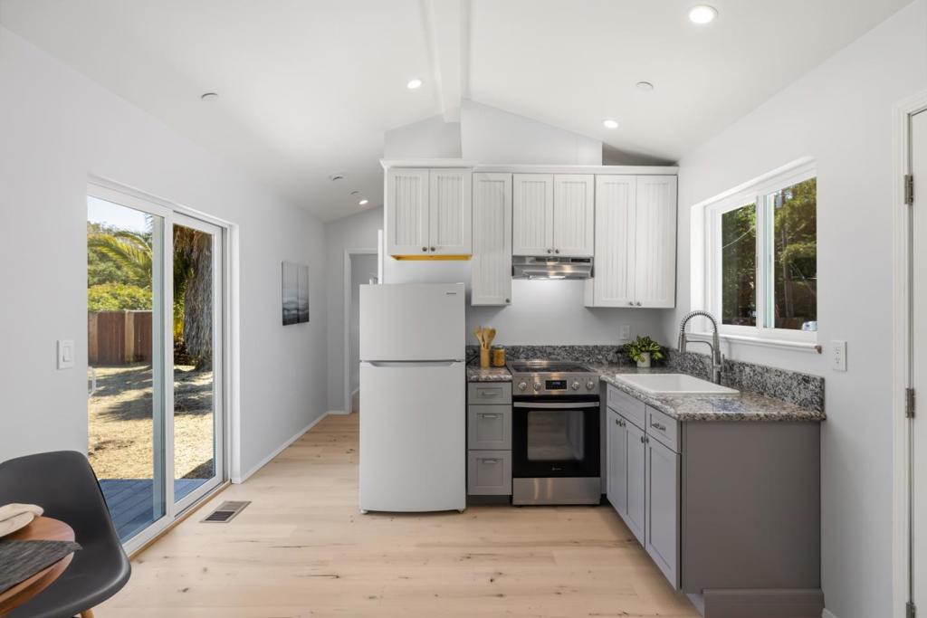 1180 Salinas Highway Property Photo 15