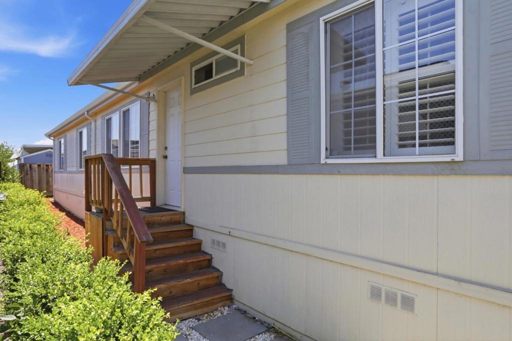 1225 Vienna Drive 205 Property Photo 4
