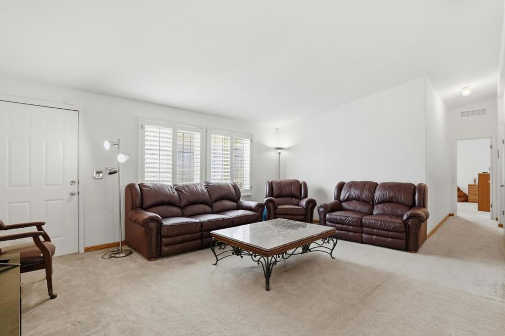 1225 Vienna Drive 205 Property Photo 6