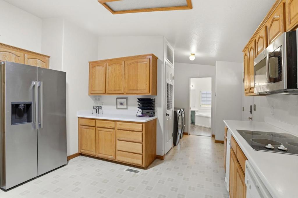 1225 Vienna Drive 205 Property Photo 13