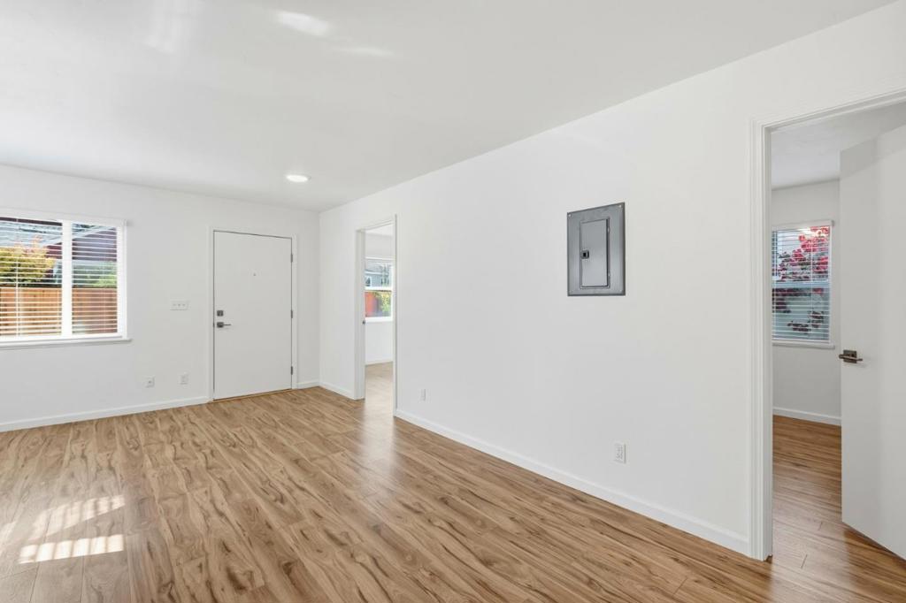 114 Park Avenue Property Photo 28