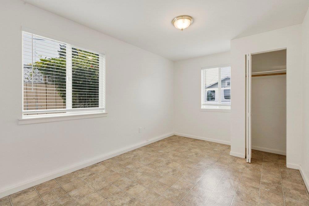 114 Park Avenue Property Photo 43
