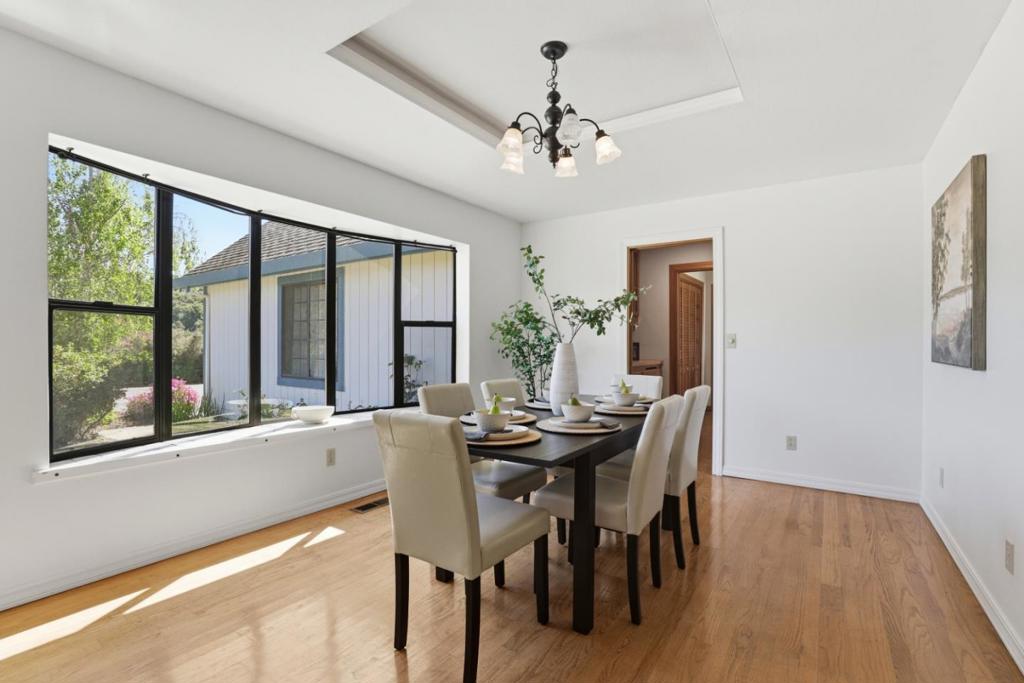 215 Chateau Drive Property Photo 18
