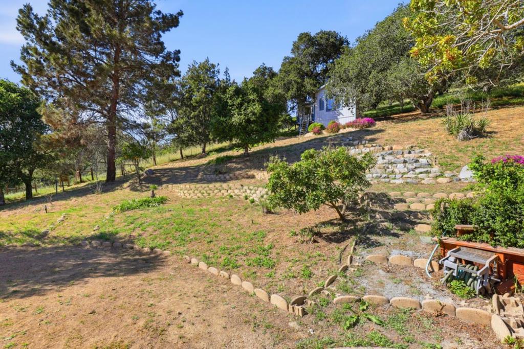 215 Chateau Drive Property Photo 49