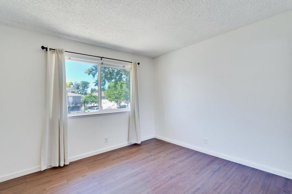 5461 Spinnaker 3 Property Photo 22