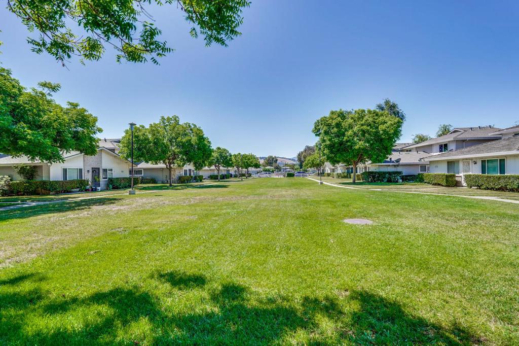 5461 Spinnaker 3 Property Photo 25