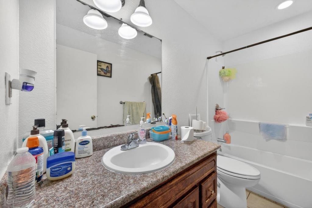 113 Gonda Street Property Photo 7