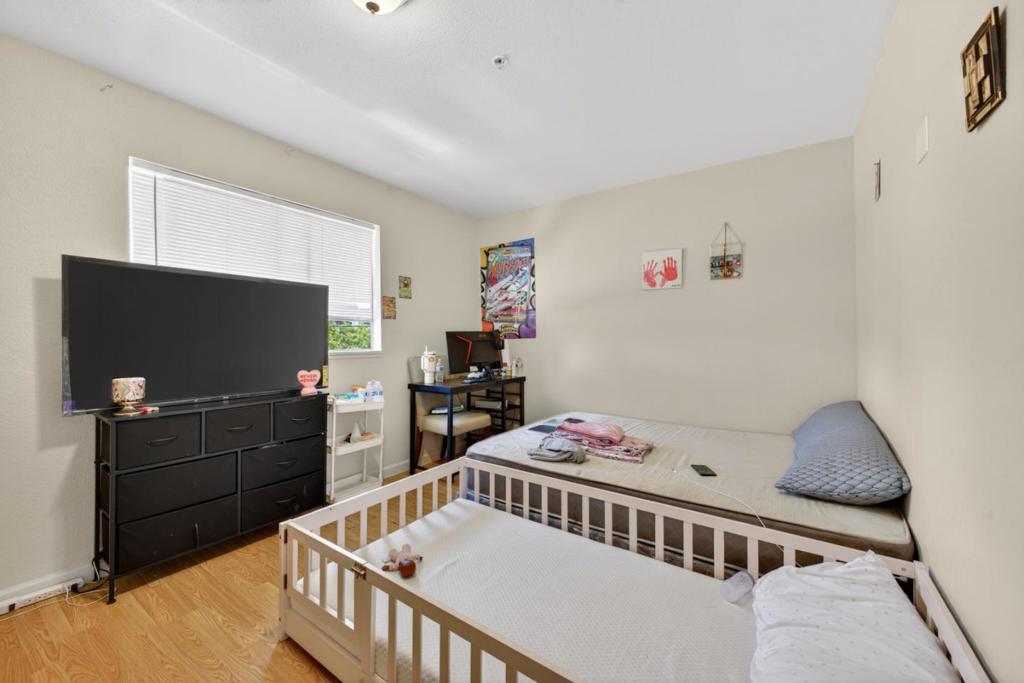 113 Gonda Street Property Photo 9