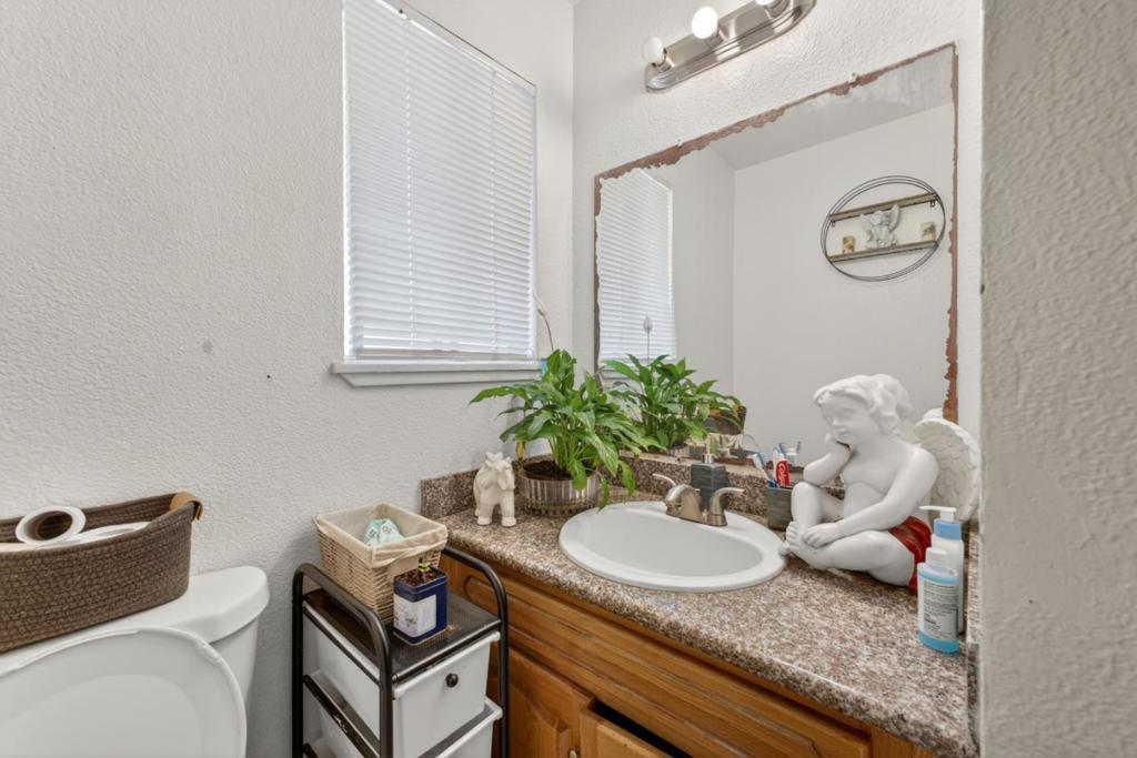 113 Gonda Street Property Photo 17