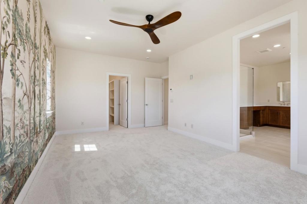 1001 Amore Street Property Photo 27