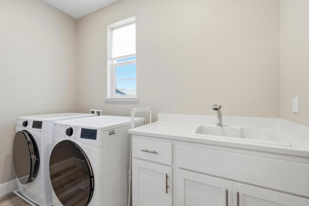16141 Riverton Avenue Property Photo 43