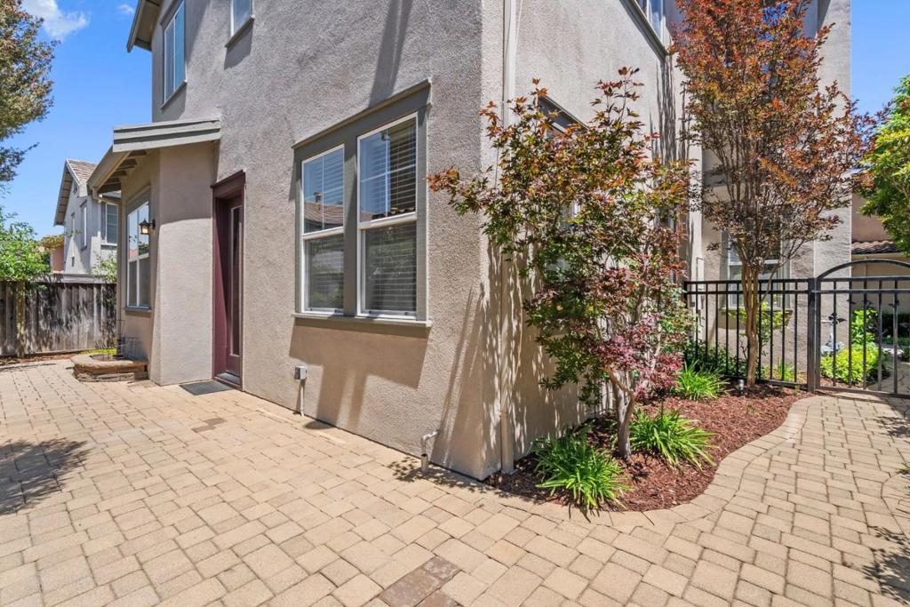 7543 Turnberry Way Property Photo 24