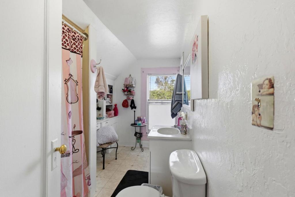 2536 Freedom Boulevard Property Photo 100