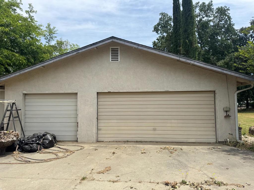 678 Little Avenue Property Photo 13