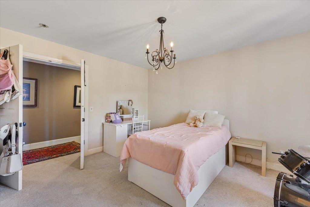 2727 Thomas Road Property Photo 24
