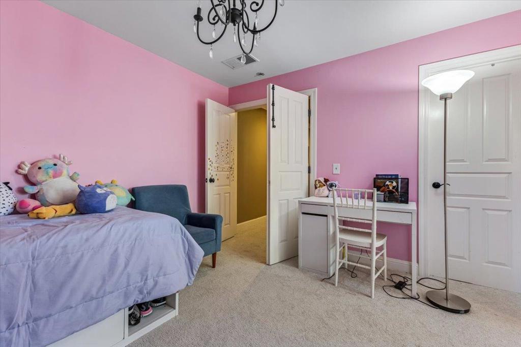2727 Thomas Road Property Photo 29