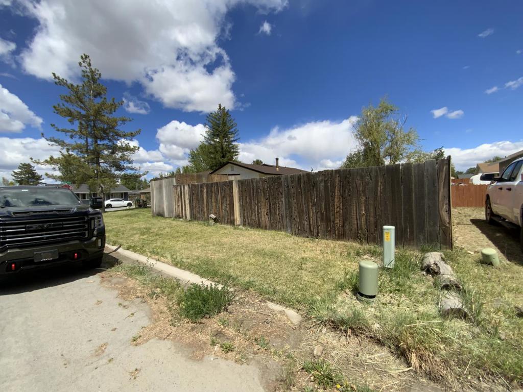 709950 Willow Street Property Photo 6