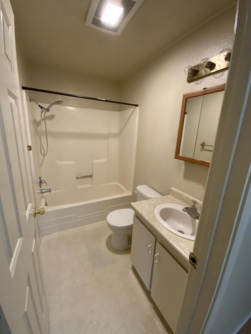 709950 Willow Street Property Photo 38