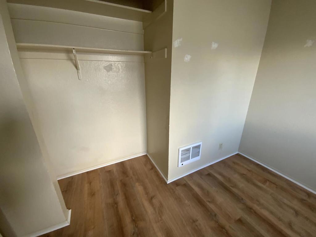 709950 Willow Street Property Photo 42