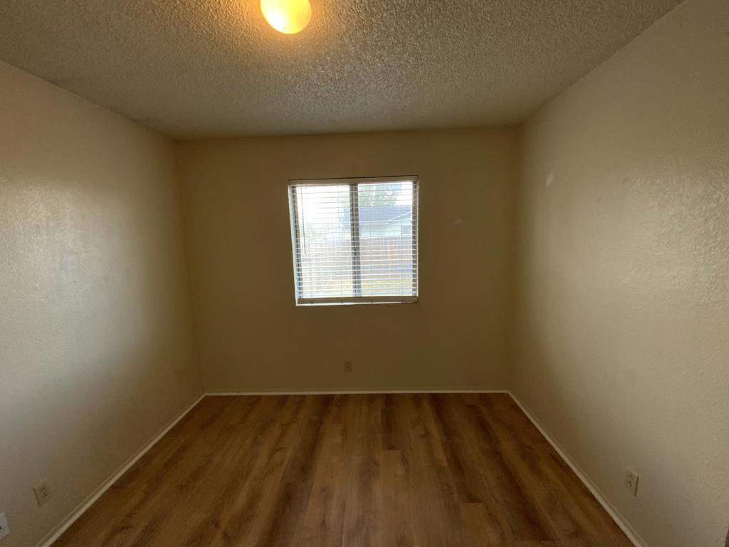 709950 Willow Street Property Photo 49
