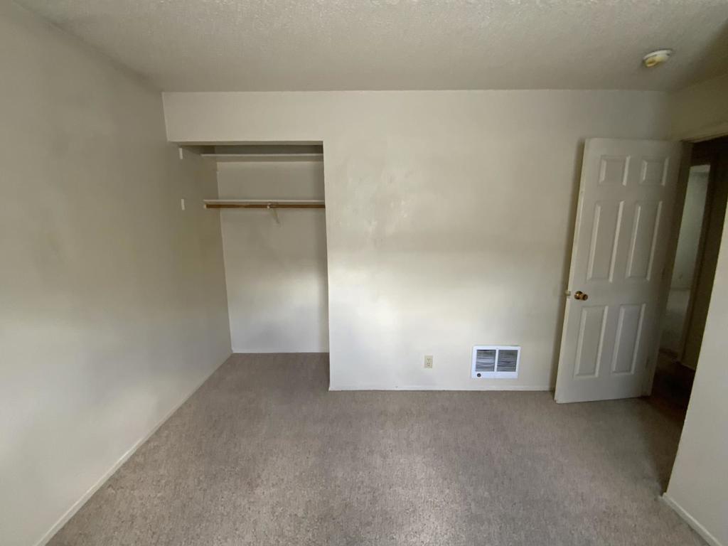 709950 Willow Street Property Photo 50