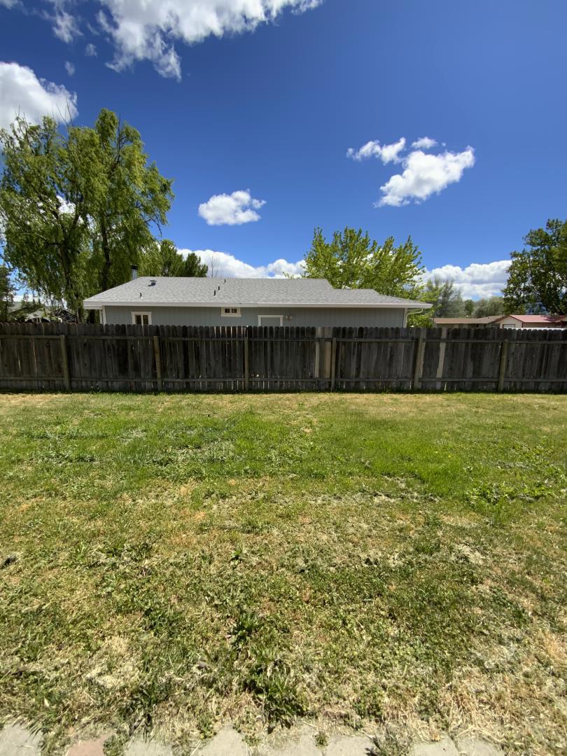 709950 Willow Street Property Photo 65
