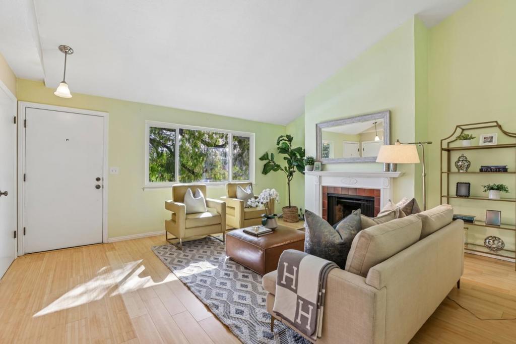 63 Silcreek Drive Property Photo 3