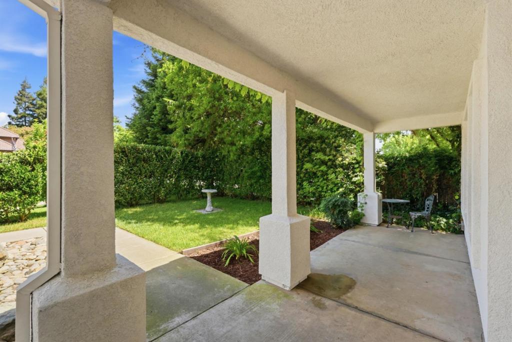 3712 Bold Ruler Court Property Photo 7