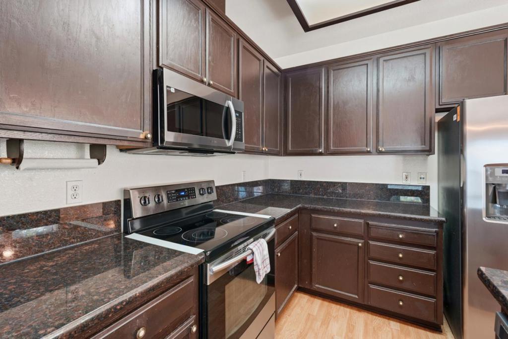 3712 Bold Ruler Court Property Photo 14