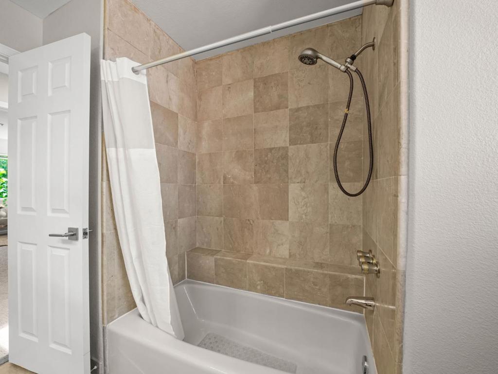 505 Westside Avenue Property Photo 34