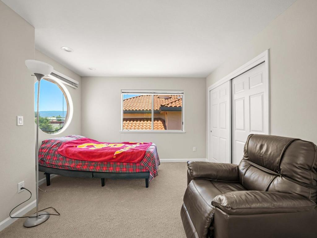 505 Westside Avenue Property Photo 37
