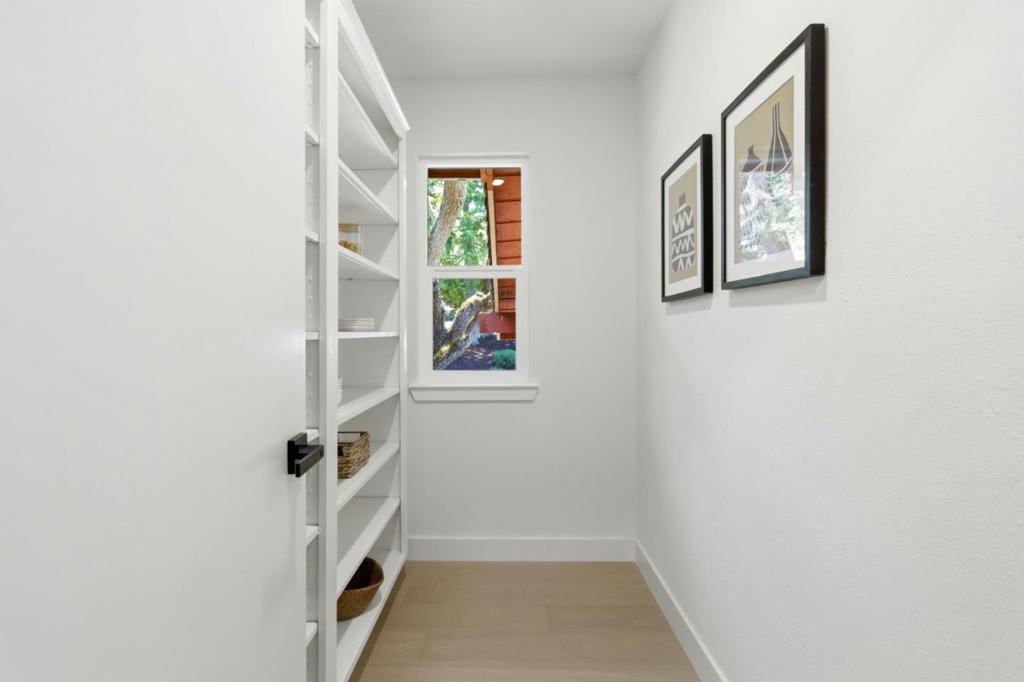 3175 Oak Leaf Court Property Photo 13
