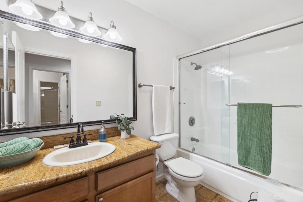 300 Union 3 Property Photo 16