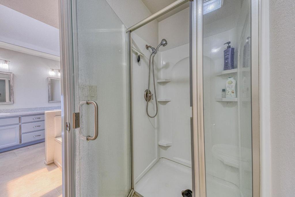 1185 Rockhaven Court Property Photo 22