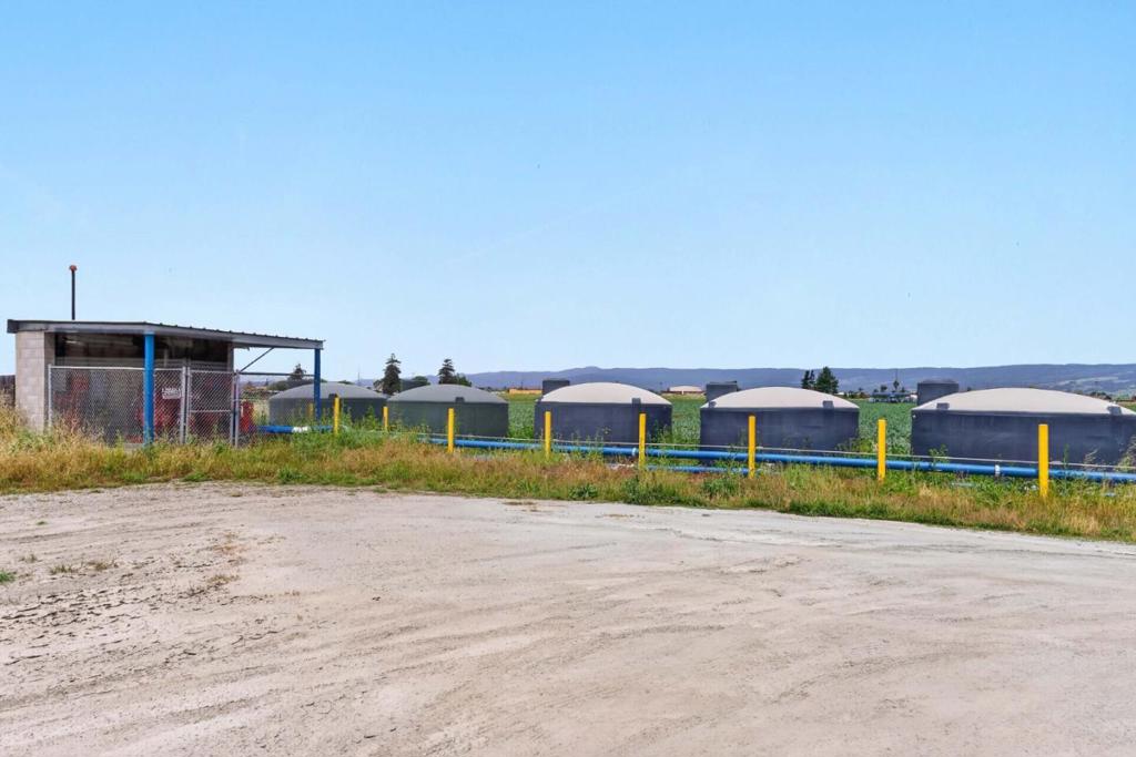 ML82048631 Property Photo 44