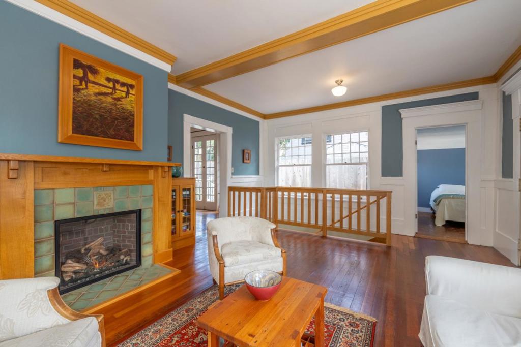 135 5th Street Property Photo 8