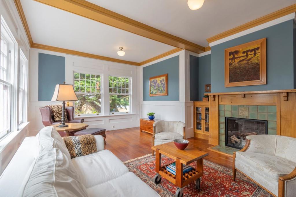 135 5th Street Property Photo 10