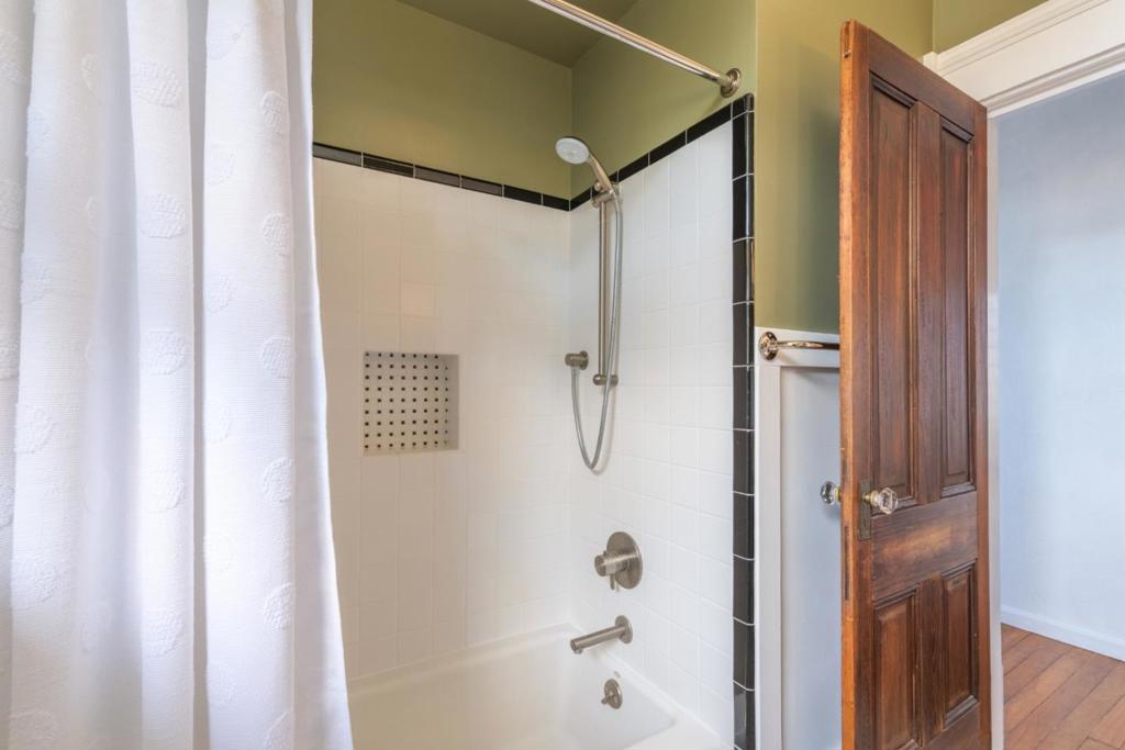 135 5th Street Property Photo 28