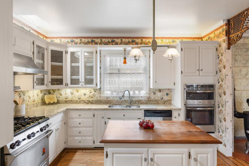 132 Forest Avenue Property Photo 11