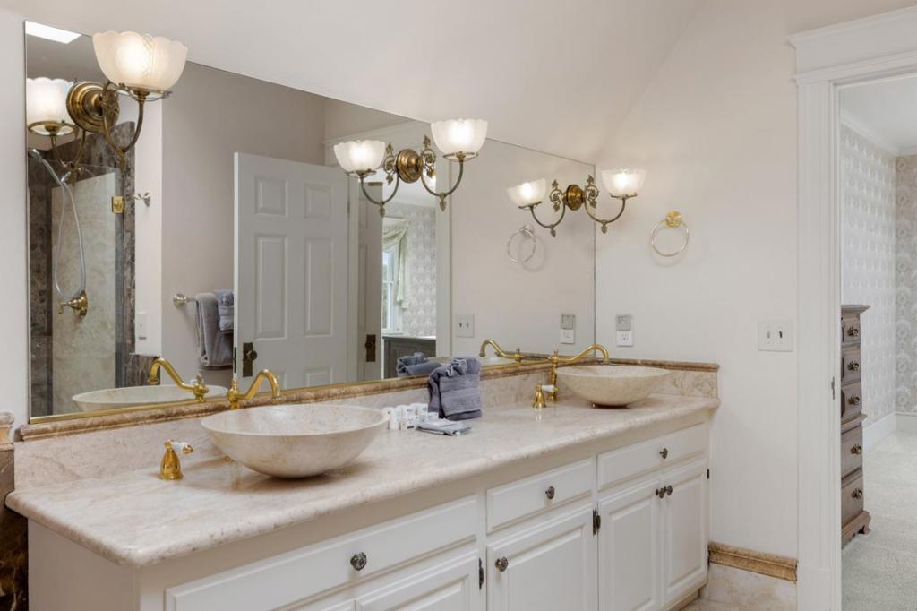 132 Forest Avenue Property Photo 22