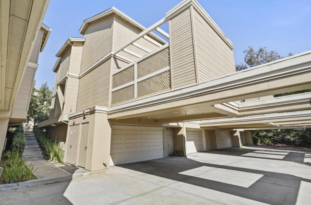 951 La Mesa Terrace A Property Photo 27