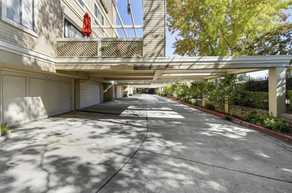 951 La Mesa Terrace A Property Photo 28
