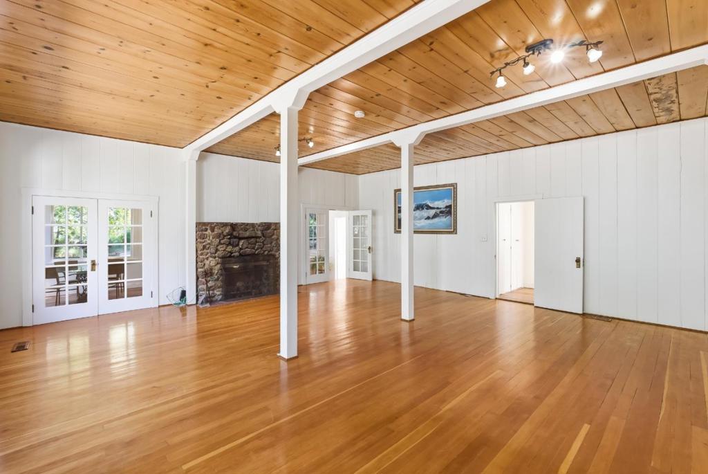 15880 Soda Springs Road Property Photo 8