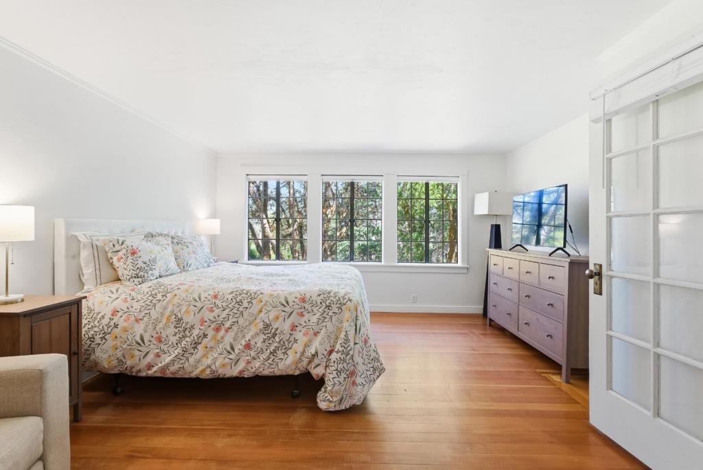 15880 Soda Springs Road Property Photo 13