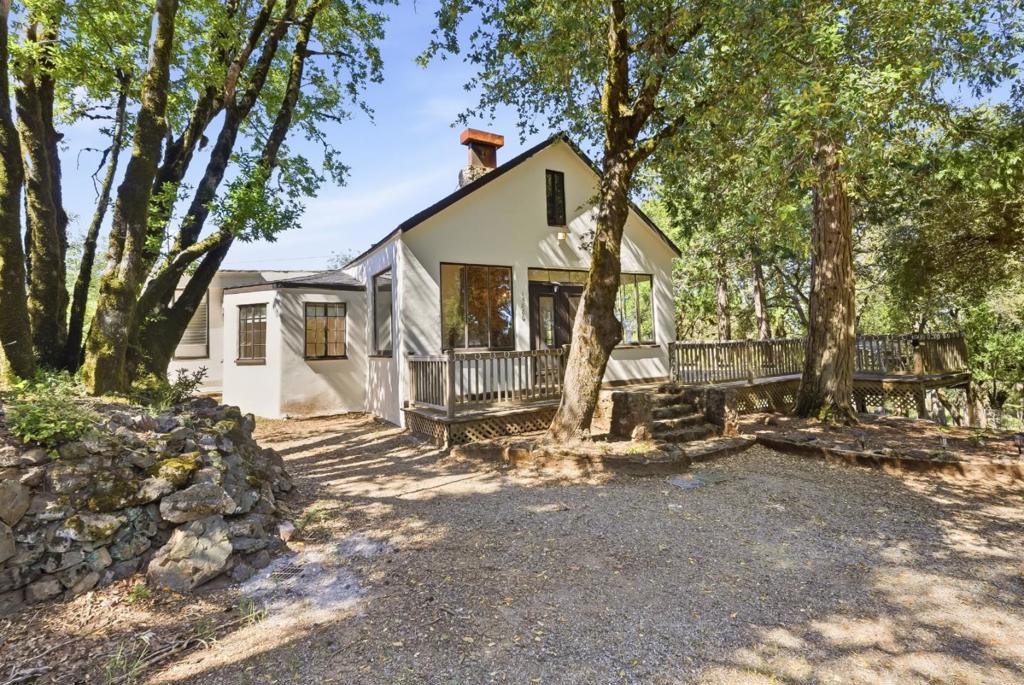 15880 Soda Springs Road Property Photo 24