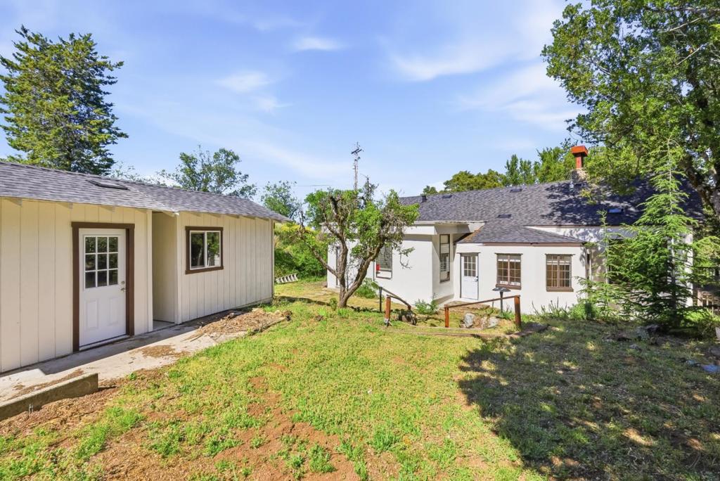 15880 Soda Springs Road Property Photo 30